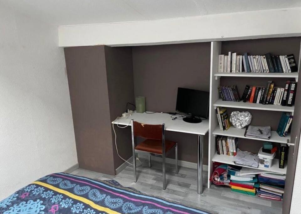 Joli Duplex En Centre Ville De 40M2 Climatise Istres Eksteriør billede